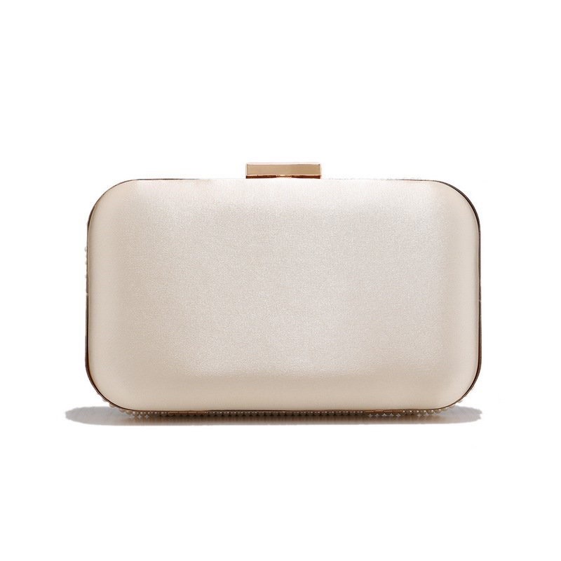 Ví dự tiệc đính đá phối hạt cườm phong cách Âu Mỹ