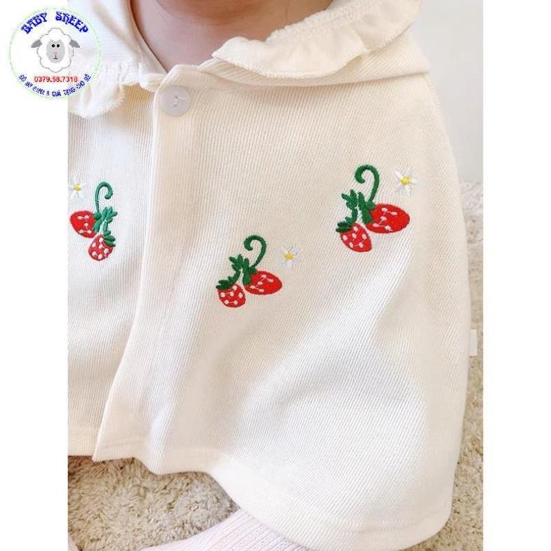 Áo choàng chống nắng áo cánh dơi chống nắng gió bụi thêu hoạ tiết dâu tây cho bé gái