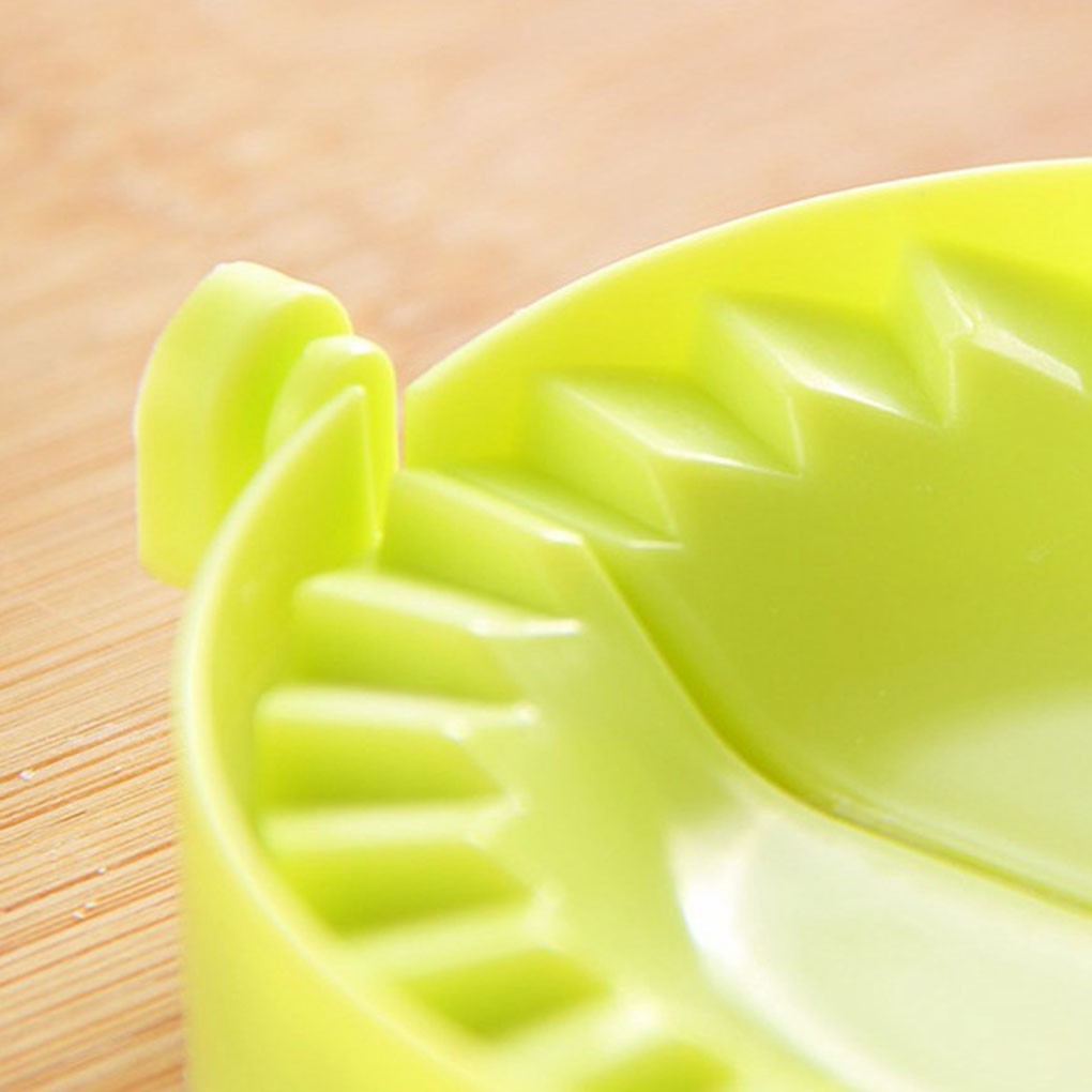 Khuôn Làm Bánh Xếp Thiết Kế Đơn Giản Tiện Dụng Cho Nhà Bếp