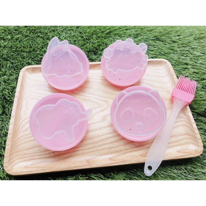 Hộp, khuôn làm bánh hình thú kèm chổi quét dầu, khuôn bánh hình hoa, hình thú bằng nhựa ngộ nghĩnh