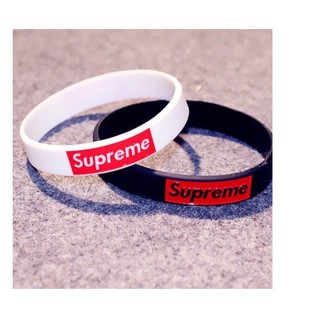 Bộ 2 vòng tay nam nữ cao su suprem cá tính