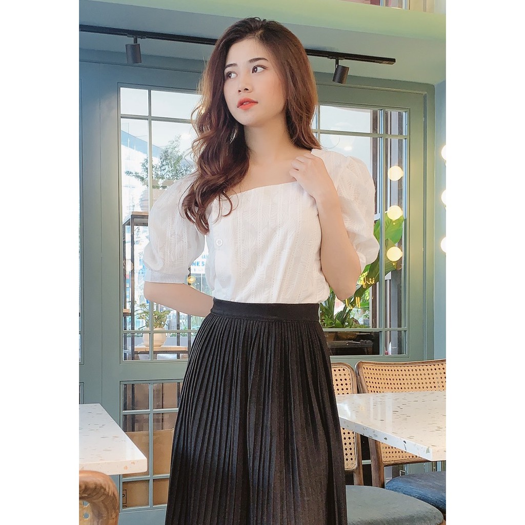 Áo ren hoa cổ xéo v65