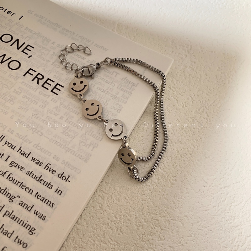 Vòng tay kim loại trang trí mặt hình mặt cười cá tính phong cách hip hop