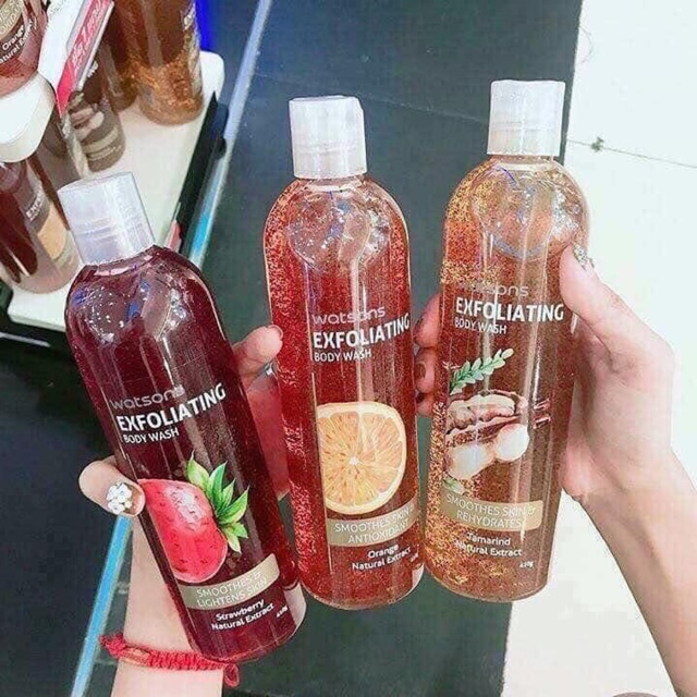 sữa tắm tẩy da chết watson