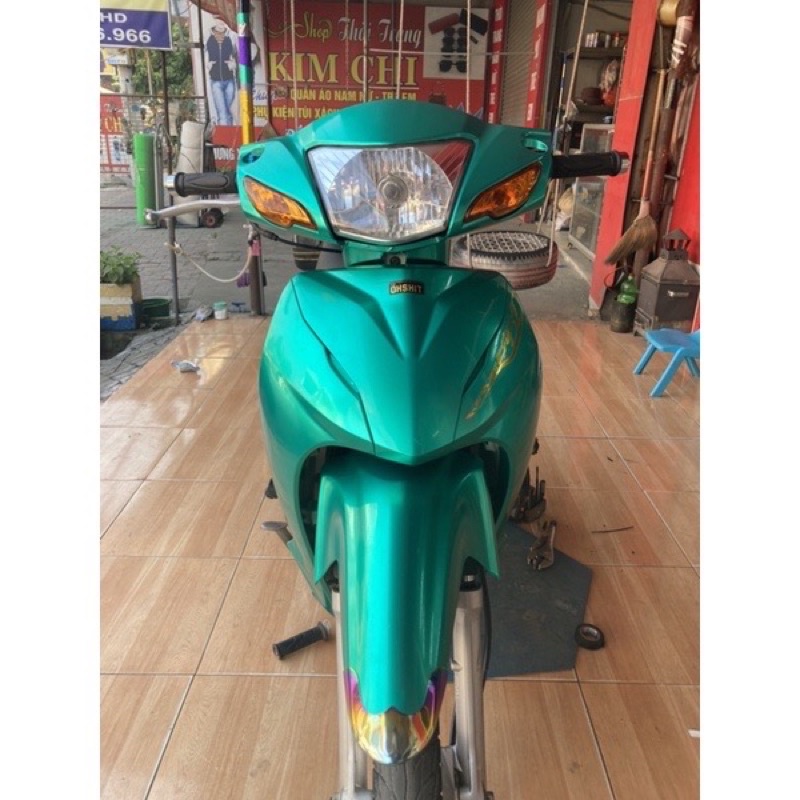 Decal xanh lục bảo cao cấp cho ô tô, xe máy