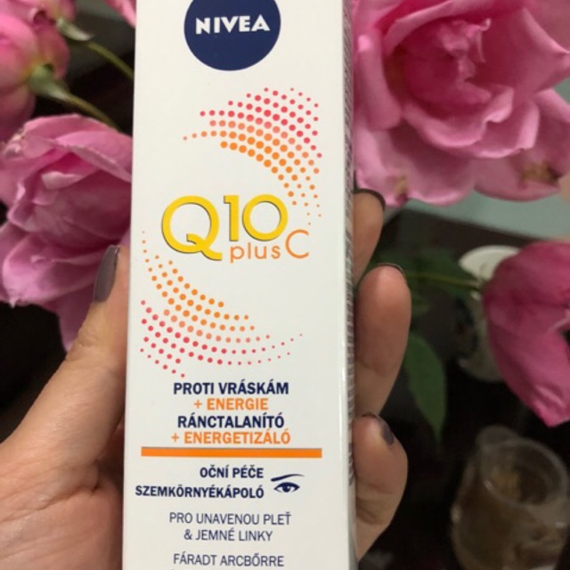 Kem dưỡng mắt nivea Q10 Plus