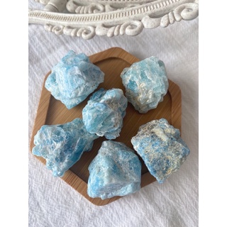 Đá Aquamarine thô