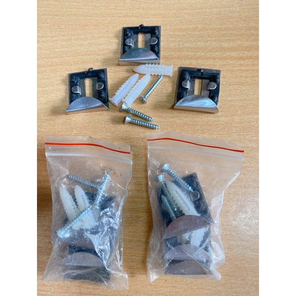 Kẹp gương, treo phụ kiện gương
