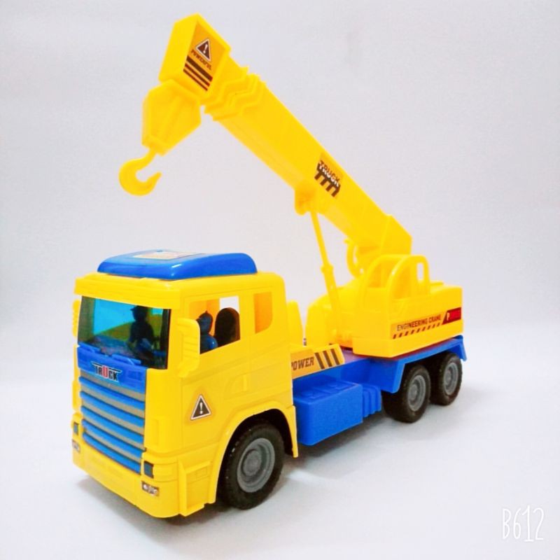 Đồ chơi xe cần cẩu chạy trớn 38cm
