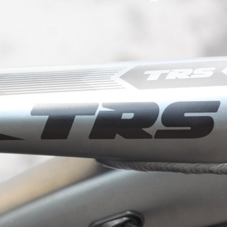 Xe đạp địa hình TRS Skyline, Khung sườn Aluminum size 16", Bộ truyền động Shimano Altus, Tay thắng dầu Tektro, Màu Xám