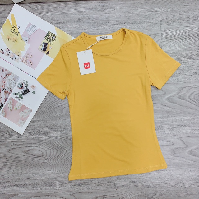 áo thun nữ /Freeship từ 150k/ ÁO THUN TRƠN FOM ÔM/áo thun ôm dáng cao cấp | BigBuy360 - bigbuy360.vn