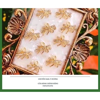 Charm nơ quốc dân- cham nail- hottriend