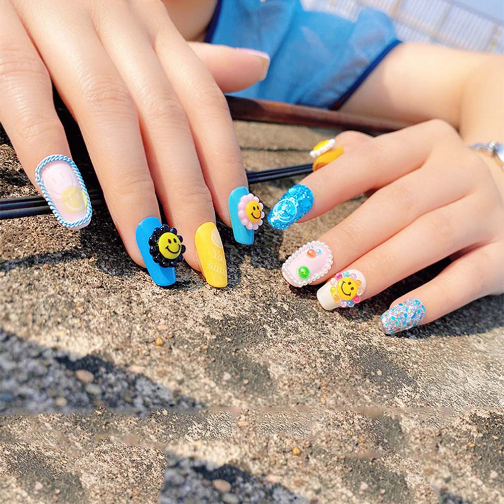 [Hàng mới về] Phụ kiện trang trí móng hình hoa hướng dương nhiều màu xinh xắn