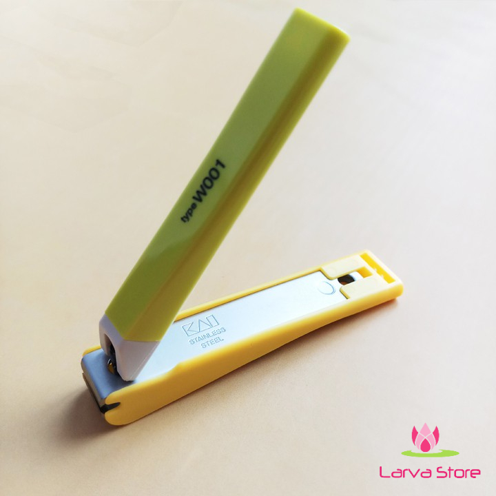 Bấm móng tay KAI Type W001 nhập khẩu Nhật (màu xanh) - Larva Store