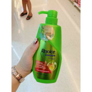 Dầu gội Rejoyce 600ml Thái Lan