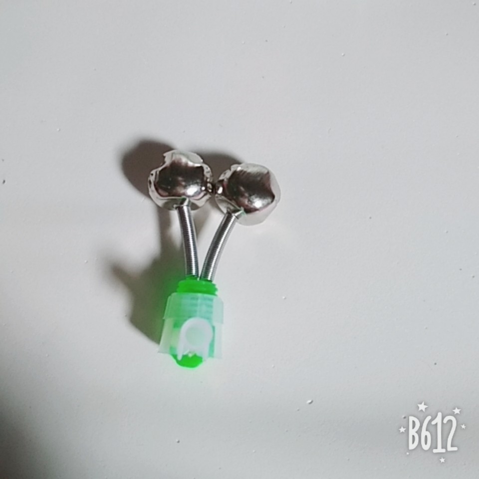 Câu cá-câu cá giải trí chuông báo cá dùng gài đầu cần khi cá giật mồi sẽ rung chuông báo