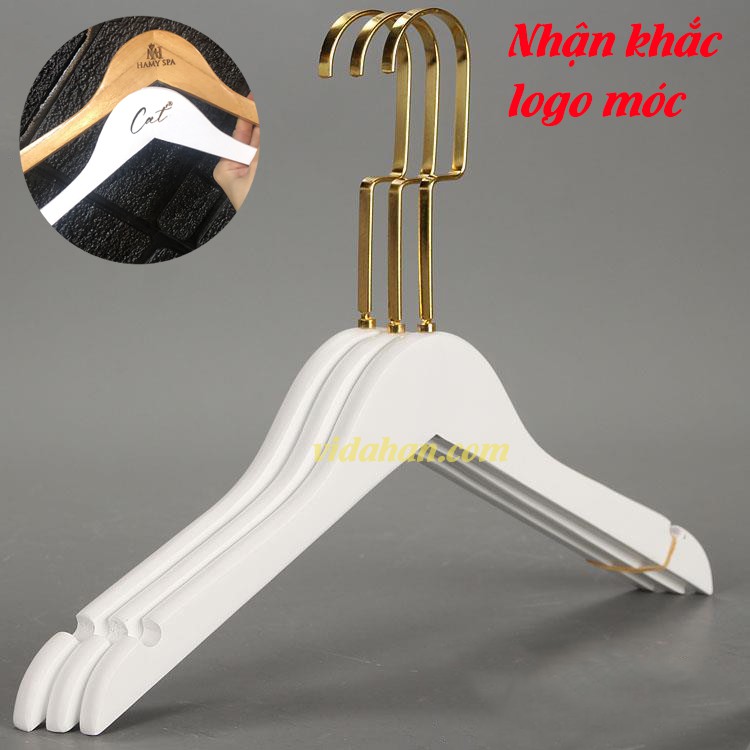 Móc gỗ trắng treo quần áo trẻ em 32cm đầu móc vàng luxury (1 móc)