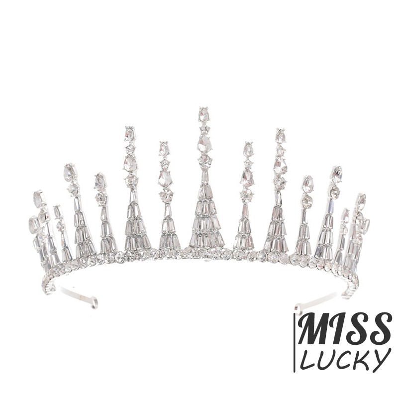 Vương miện đính kim cương giả sang trọng cho cô dâu