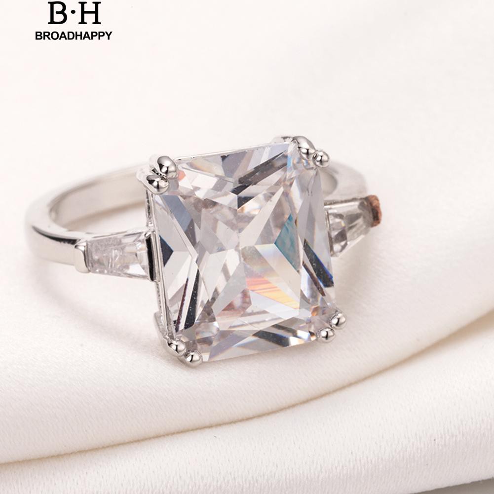 Nhẫn đồng đính đá hình vuông phong cách sang trọng dành cho nữ