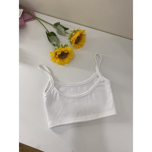 Áo crop dáng bra màu trắng phiên bản năng động cá tính | BigBuy360 - bigbuy360.vn