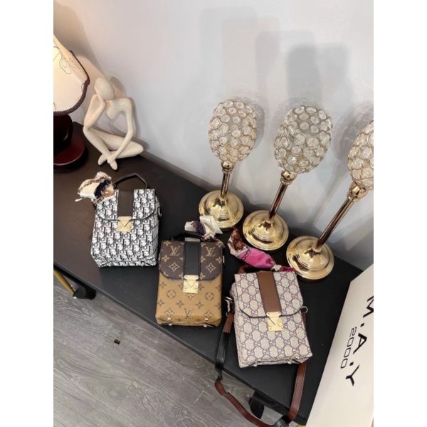 Túi Điện Thoại Hộp Dior Kèm Khăn