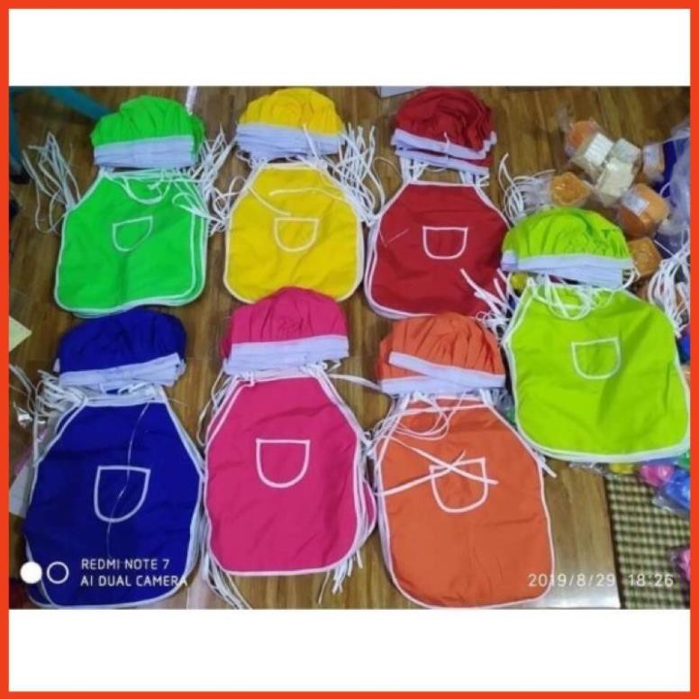Bộ tạp rề cho trẻ mầm non gồm mũ và yếm (nhiều màu)