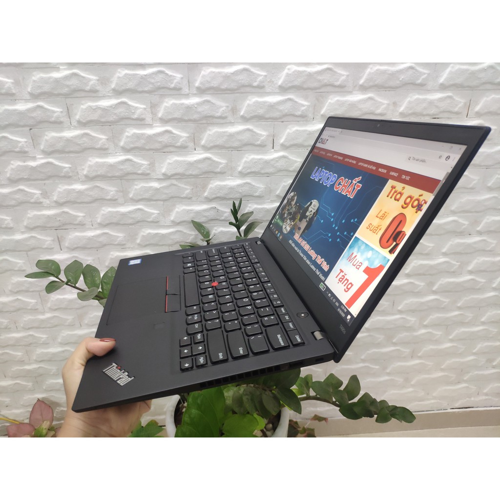 Lenovo Thinkpad T490s Core i5-8265U, Ram 16GB onboard , SSD 256GB, Intel HD Graphics 620, màn hình 14 inch Full HD IPS
