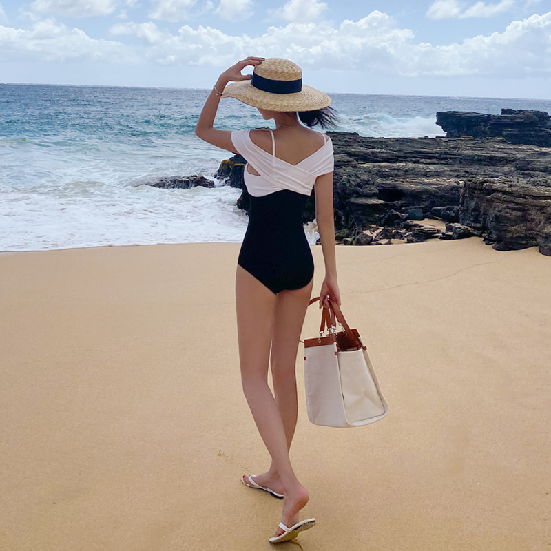 Bộ Đồ Bơi Kiểu Dáng Hàn Quốc Quyến Rũ Cho Nữ | BigBuy360 - bigbuy360.vn