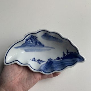 Chén, dĩa hình chiếc thuyền kiểu Nhật