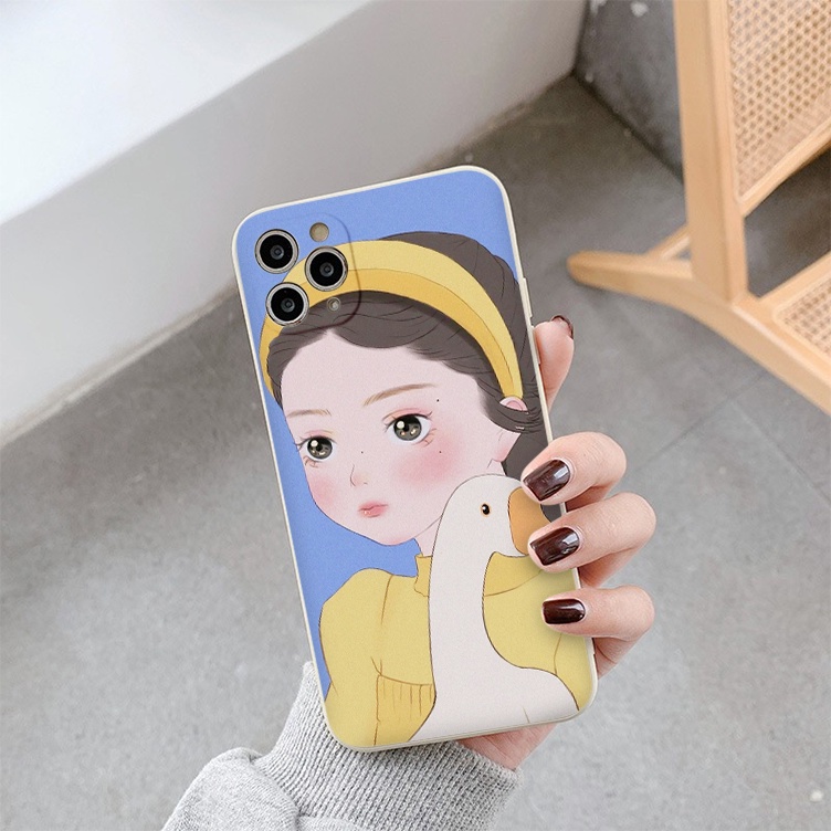 Ốp iphone vuông ốp lưng iphone Cô gái ôm vịt 6/6splus/7plus/8/8plus/xr/xs/12/13/pro/max/plus/promax tr329