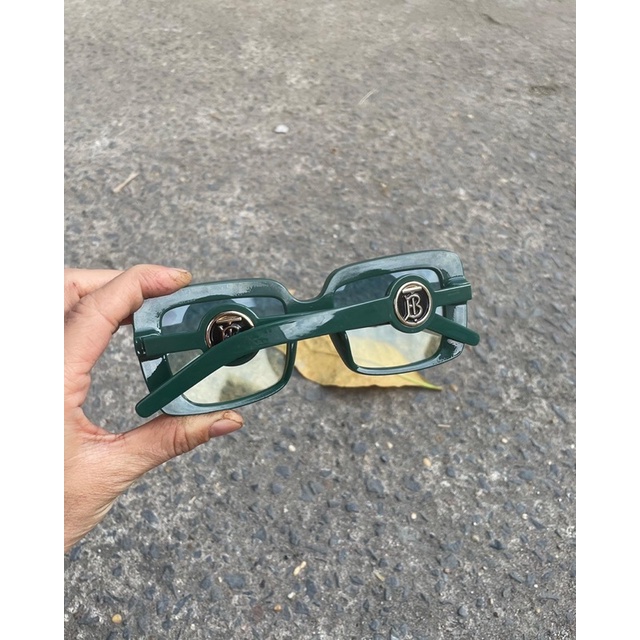 Mắt kính hiệu burberry 2hand