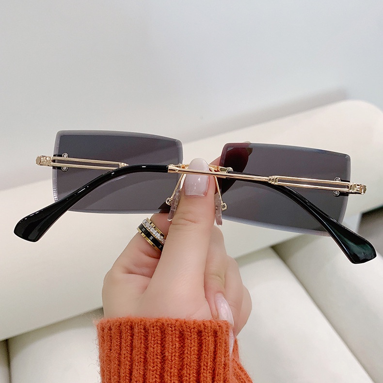 Kính Mát Thời Trang Cho Nam Nữ 2022