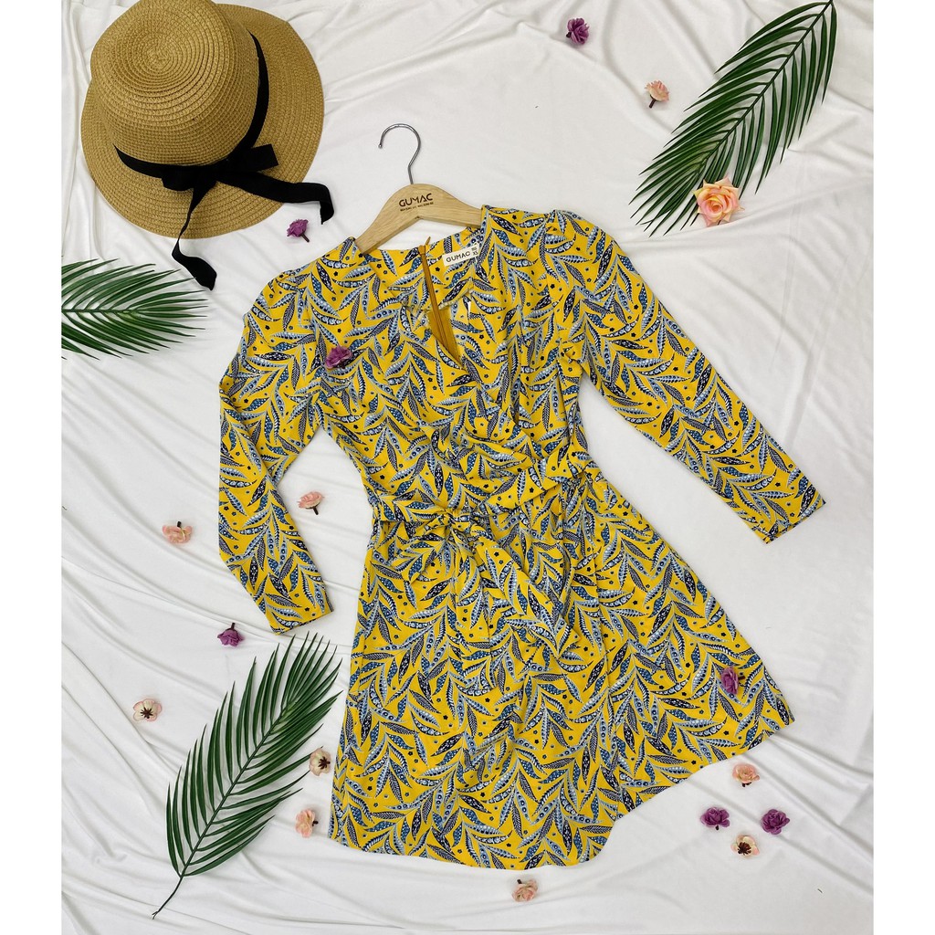 [Mã WABRG208 giảm 10% tối đa 50k đơn từ 250k] Jumpsuit xếp ly họa tiết hoa lá GUMAC DB625 | BigBuy360 - bigbuy360.vn