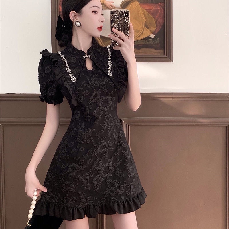 Đầm sườn xám phong cách Trung Hoa tay ngắn