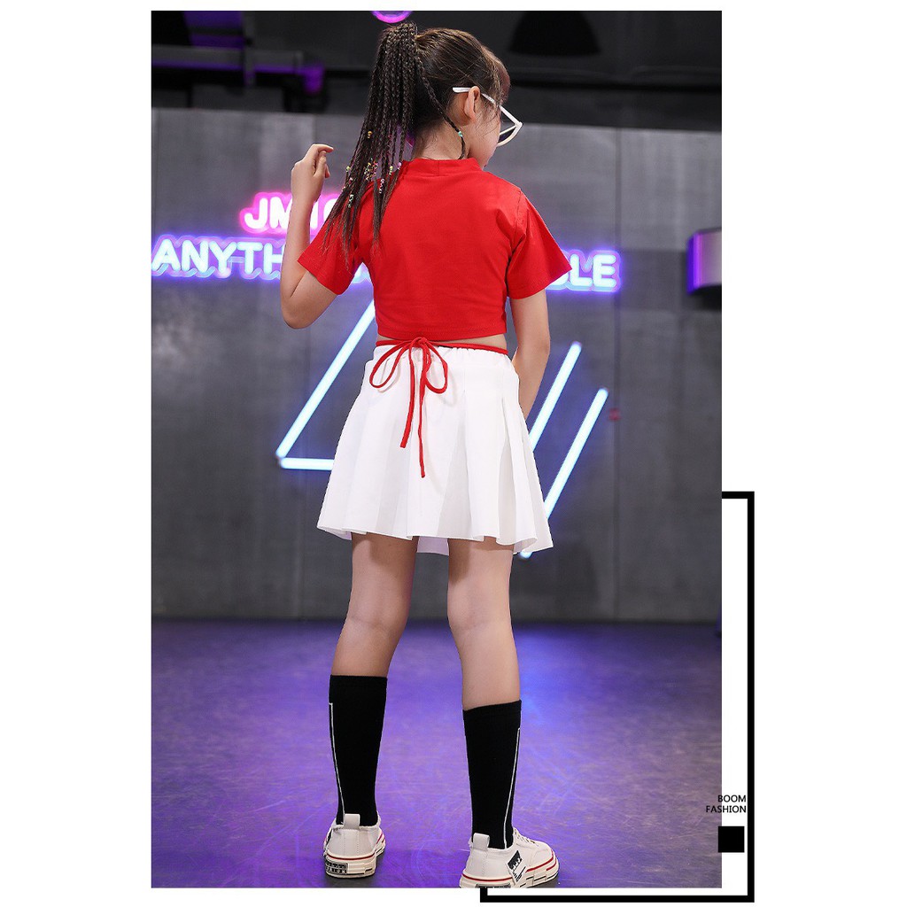 Trang phục nhảy Hiphop trẻ em | set Crop top phối dây cộc tay kết hợp chân váy Moschino