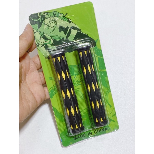 Cặp cao su tay thắng loại dày cho xe máy, cao su tay phanh đen sọc màu