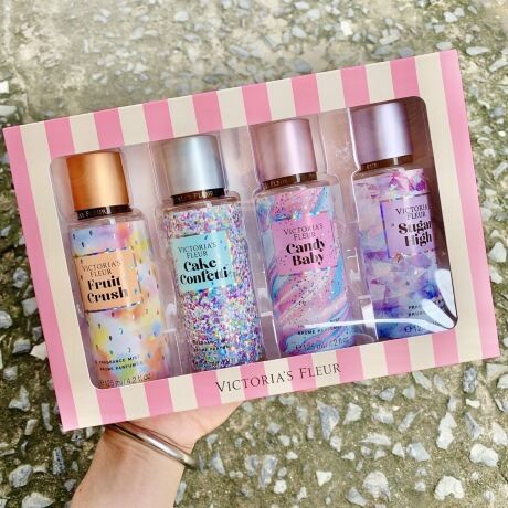 Set xịt body mist Victoria Secret 4 chai - Xịt thơm toàn thân BST Kẹo Ngọt - Mỗi Chai 125Ml