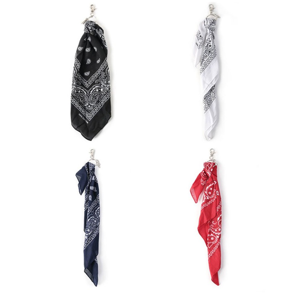 Khăn Choàng Cổ Hình Vuông Họa Tiết Hiphop Phối Móc Khóa Thời Trang