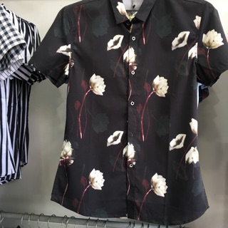 Áo sơmi hoa cộc tay