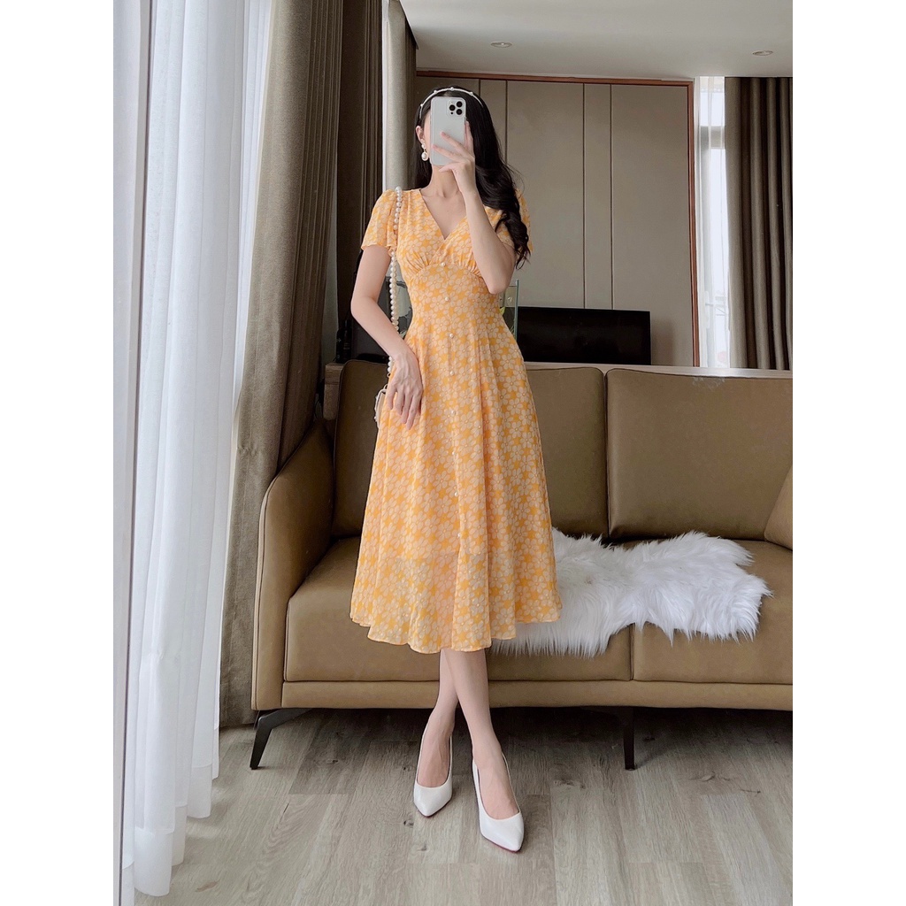 D143 VÁY HOA VÀNG TƠ ÉP