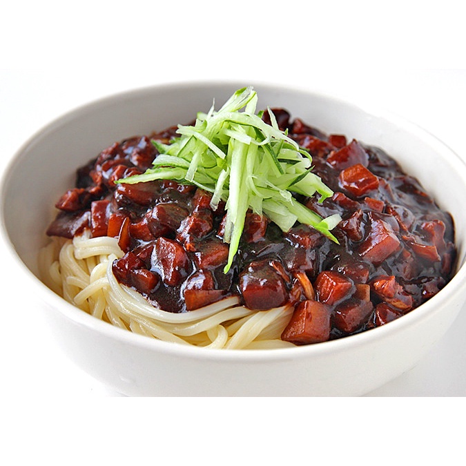 Combo 3 gói mì udon 200g kèm 250g sốt tương đen Hàn Quốc