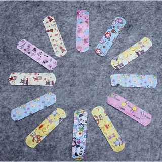 Set 10 miếng urgo hoạt hình dễ thương