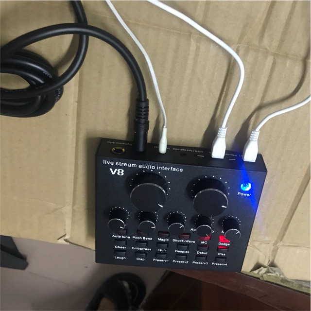 Combo sound card v8 và mic bm800 tặng tai nghe lõi kép sang trọng(3 món)