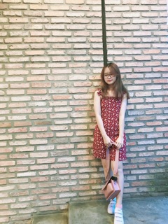Đầm rớt vai