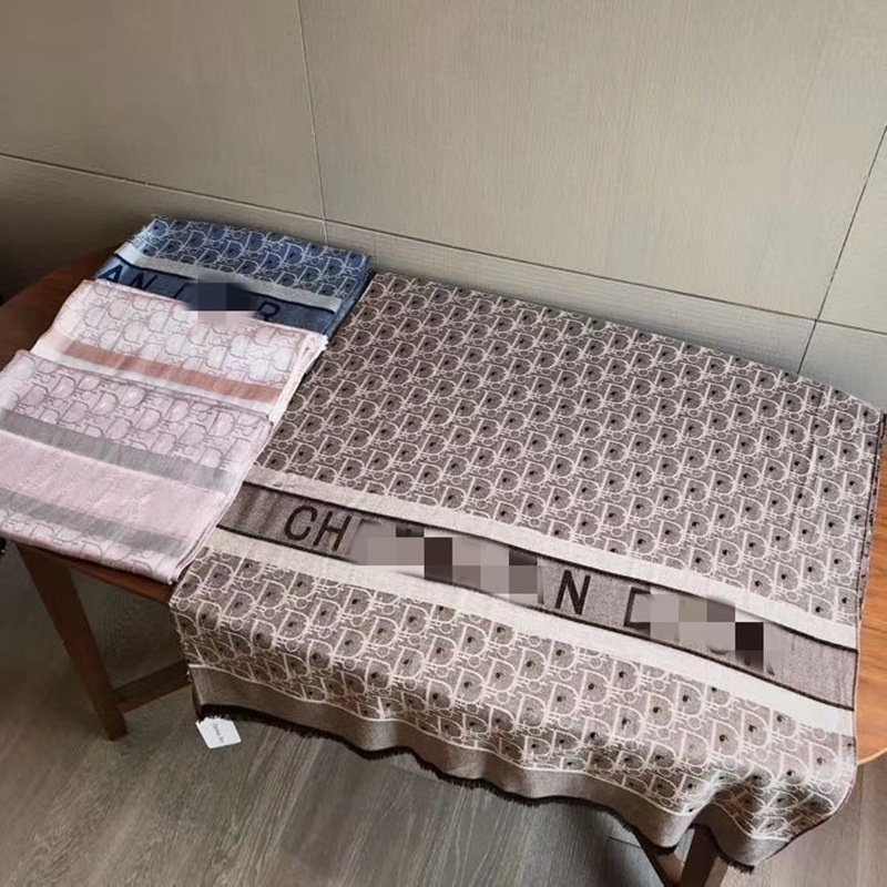 Khăn quàng cổ chất lụa pha dạ cao cấp mịn đẹp mẫu mới 2023 chưa kèm hộp đựng