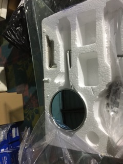 Kính hậu rizoma tròn CNC
