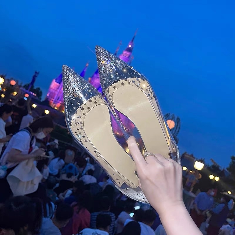 Giày bệt mũi nhọn sáng chảnh lấp lánh