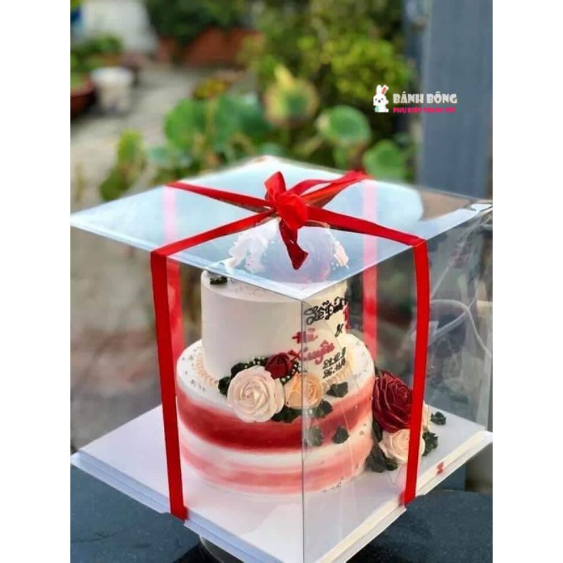 Hộp Mica đựng Bánh các size kèm Đế như hình