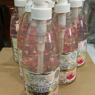 Sữa tắm trắng hoa hồng Shower Gel Sakura Jojoba