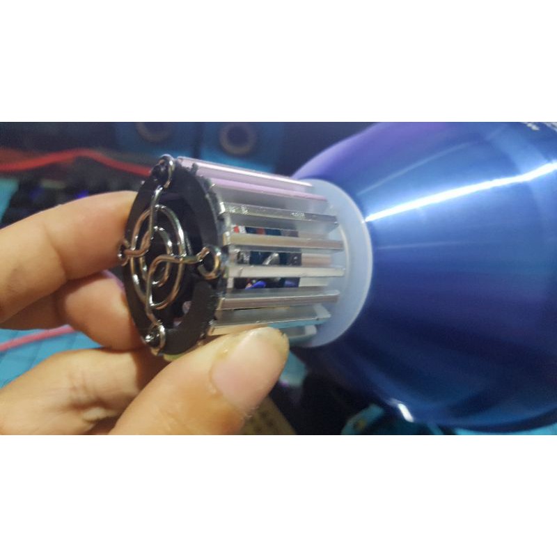 Đèn pin đội đầu kẹp ắc quy ,hái nấm,công suất cao SFH43 60w quang thông 7000 tầm xa 2500m hợp kim nhôm có quạt tản nhiệt